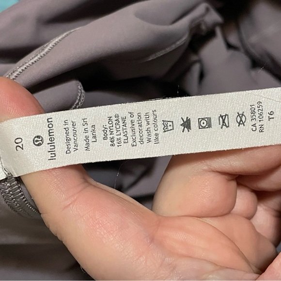 LULULEMON FAST AND FREE HIGH RISE RISE TIGHT 25” - Picture 4 of 5